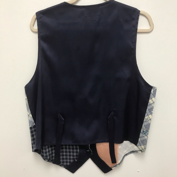 Pretty Vintage Vest - Picture 8 of 11